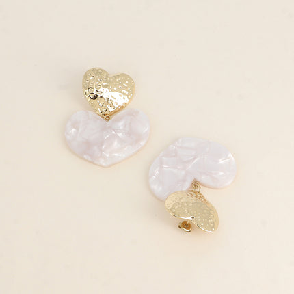 Boucles pendantes Americano - coeurs en résine et texturé