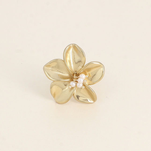 Bague Faustina - fleur et petites perles de résine blanche