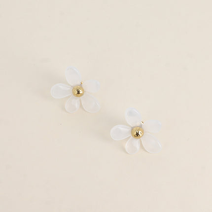 Stud earrings - resin flower