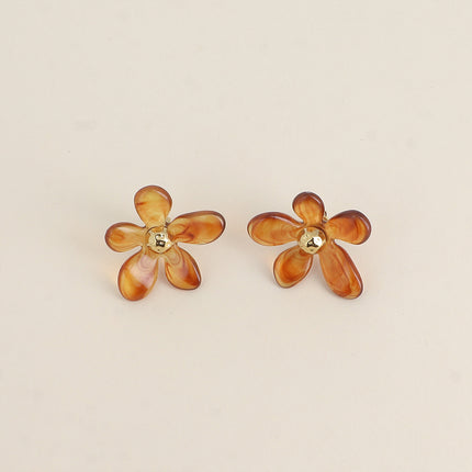 Stud earrings - resin flower