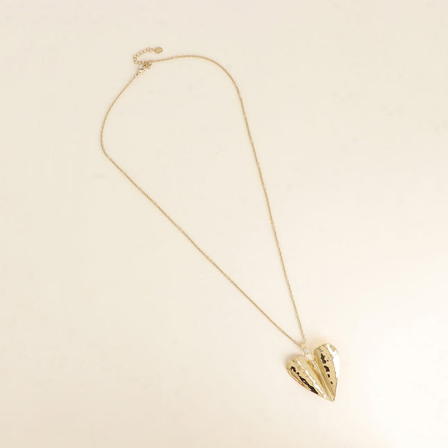 Sautoir - grand pendentif coeur incurvé et texturé