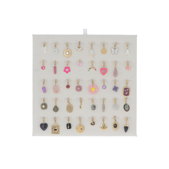 Kit de 40 charms - doré multi 3 - prix moyen de 2,40€/pc