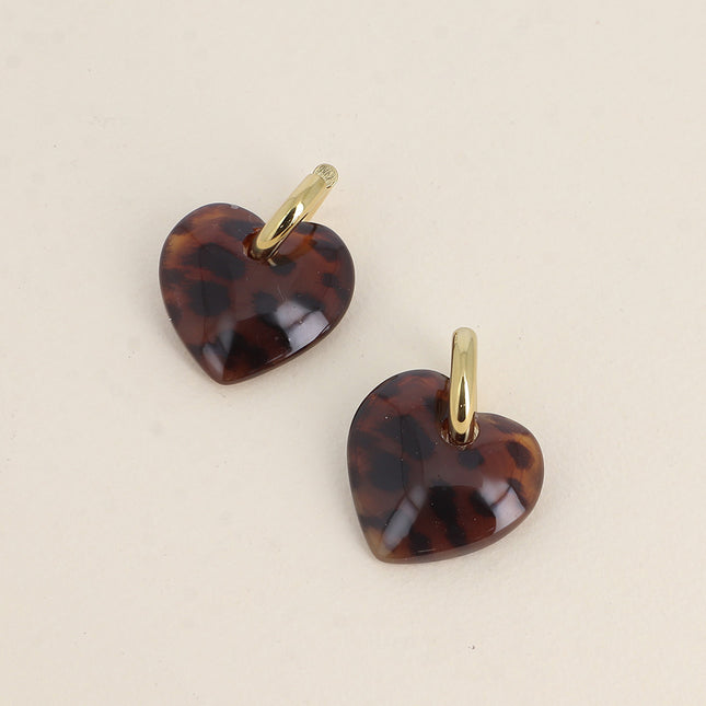 Creole earrings - resin ring and heart