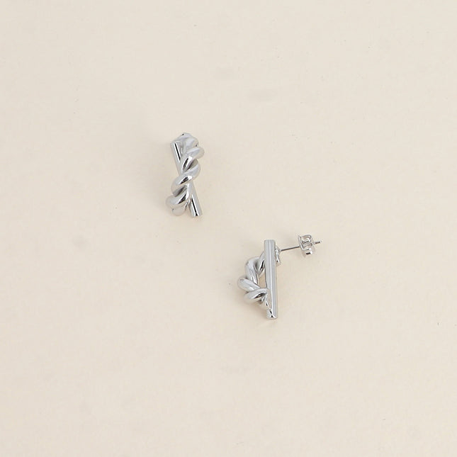 Boucles puces Dalie - barre et forme torsadée