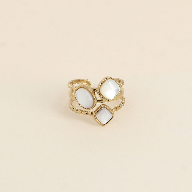 Gaïa Ring - 3 milgrain effect rings and 3 white mother-of-pearls