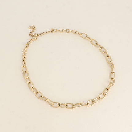 Collier - maille aux anneaux ovales lisses et torsadés