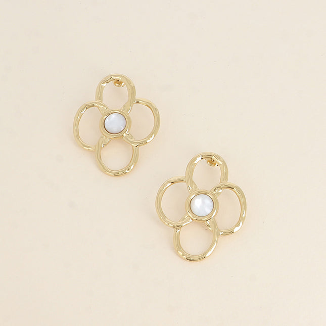 Boucles puces - maxi boucles, grande pièce en forme de fleur ajourée à 4 pétales avec pierre naturelle