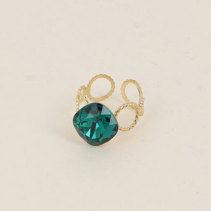 Bague Dasia - anneau aux cercles striés et orné de cristaux Swarovski®