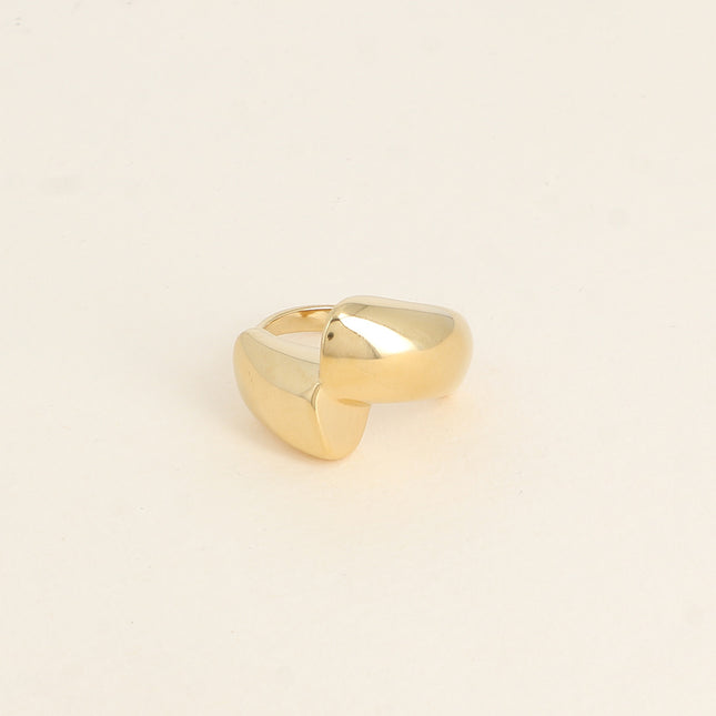 Selvarin ring - rounded and offset shapes