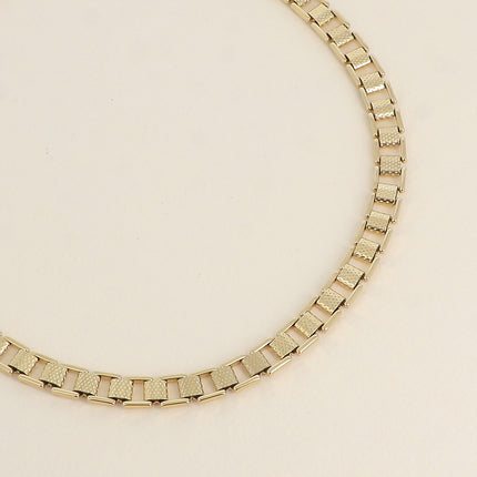 Collier Hojicha - maille carrée et tubes martelés alternés