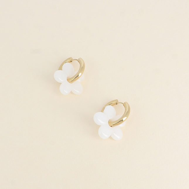 Créoles - fleur en résine 27mm