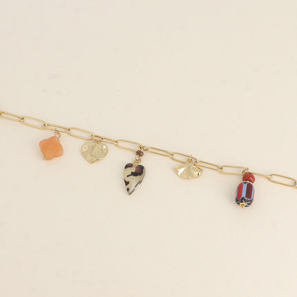 Bracelet - coeurs, en résine léopard, trèfle en pierre naturelle, ginko et perles