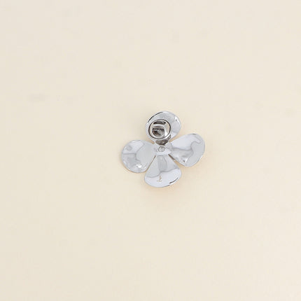 Pin - floral pattern