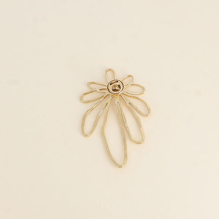Pin - openwork floral design 47 x 75 mm