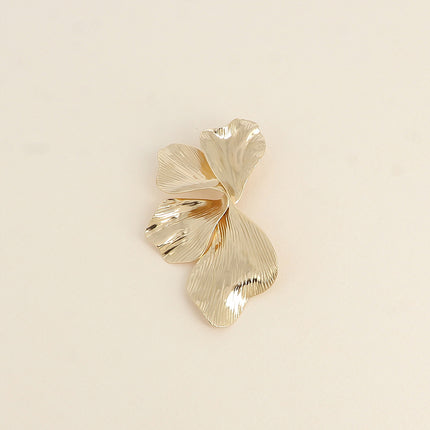 Pin's - textured foliage pattern