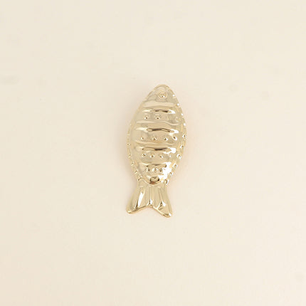 Pin - fish motif