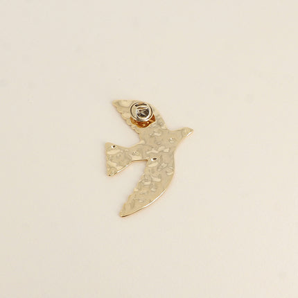 Pin - textured bird design