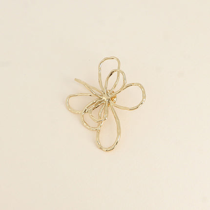 Pin - openwork floral design 57 x 65 mm