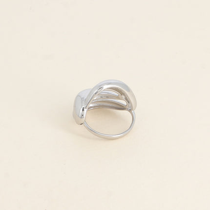 Aliéna Ring - 3 intertwined shapes