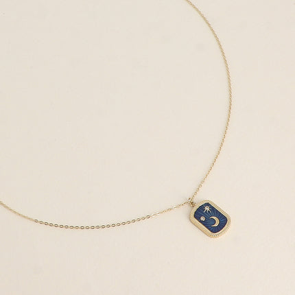 Collier Aquila - plaquette en émail avec lune, étoiles et oxydes de zirconium