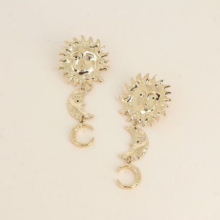 Dangle earrings - 3 pieces (sun, 2 moons)