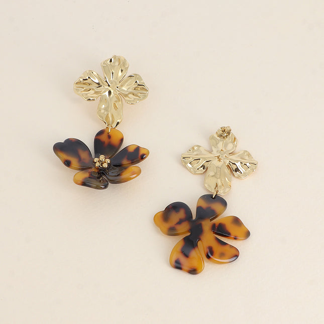 Dangle earrings - textured leaf and resin flower