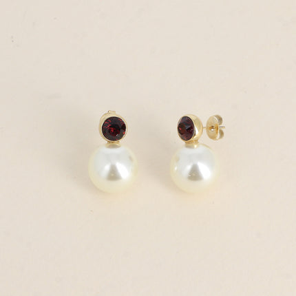 Boucles puces - cristal SS29 et boule en résine blanche nacrée