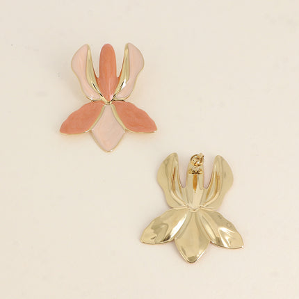 Sélia stud earrings - enameled flower