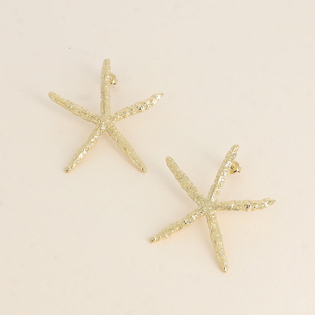Starfish stud earrings with delicate points