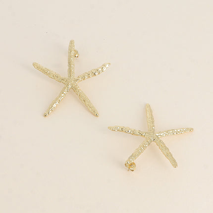 Starfish stud earrings with delicate points