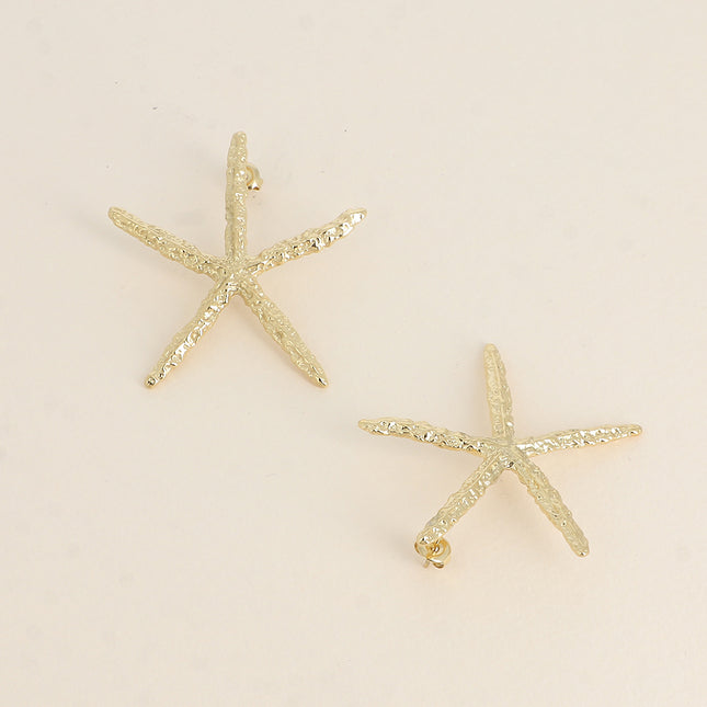 Starfish stud earrings with delicate points