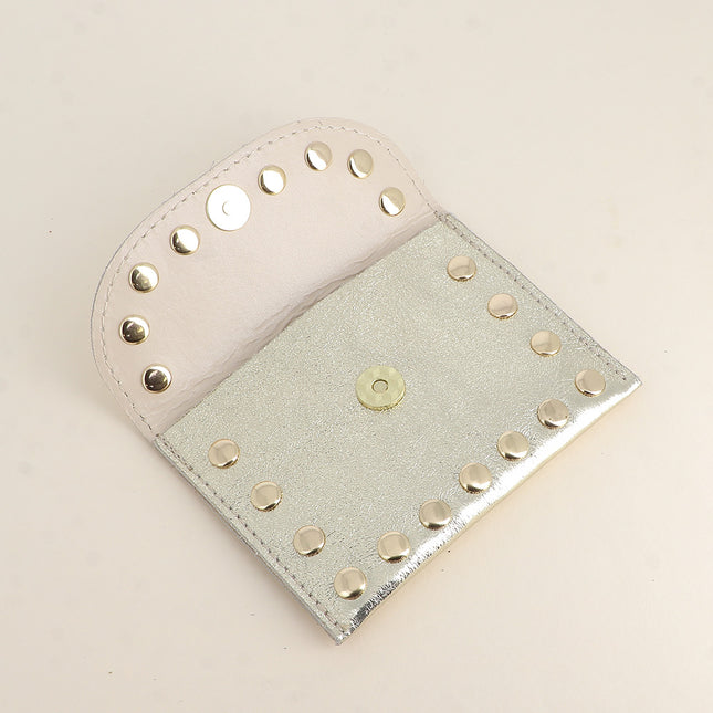Pochette Rock - cloutée, véritable cuir de vachette, 1 compartiment