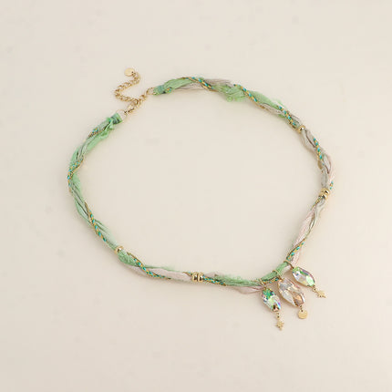 Collier sur tissu et chaîne - orné de 3 cristaux de Swarovski®