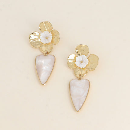 Dangle earrings - textured flower and pearly flower, resin heart piece