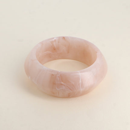 Bracelet Esmilla - manchette carrée incurvée en résine