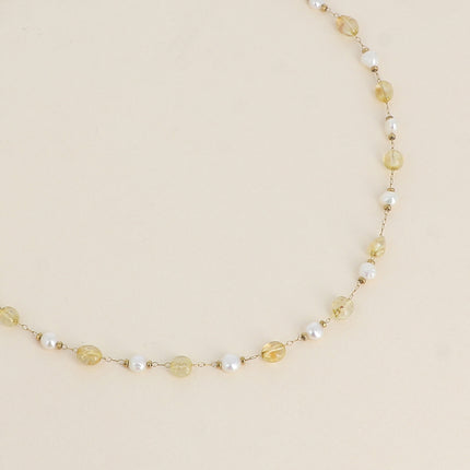Collier - perles d'eau douce et de pierres naturelles