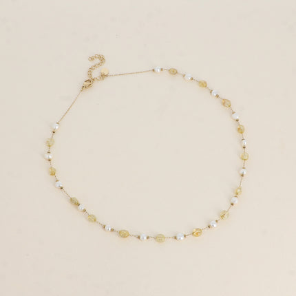 Collier - perles d'eau douce et de pierres naturelles