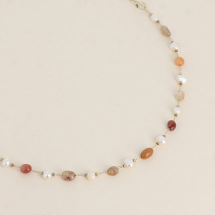 Collier - perles d'eau douce et de pierres naturelles