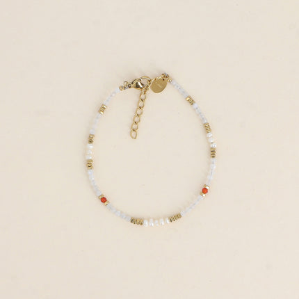Bracelet sur fil - pierres naturelles, de petites perles d'eau douce et de perles en acier inoxydable
