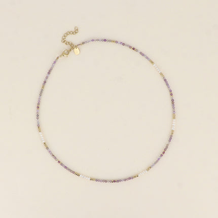 Collier sur fil - pierres naturelles, de petites perles d'eau douce et de perles en acier inoxydable