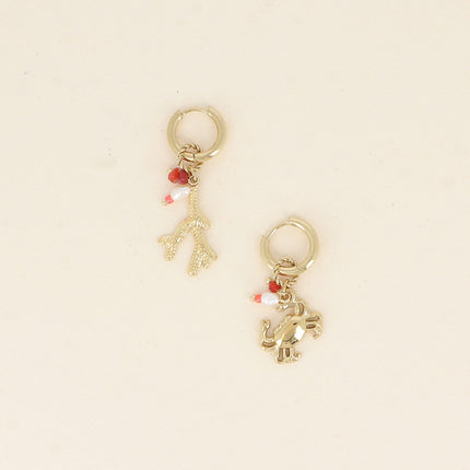 Créoles - breloques (pièce en forme de corail, crabe, pierres naturelles et perle d'eau douce)