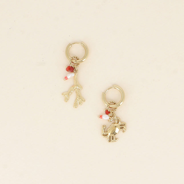 Créoles - breloques (pièce en forme de corail, crabe, pierres naturelles et perle d'eau douce)