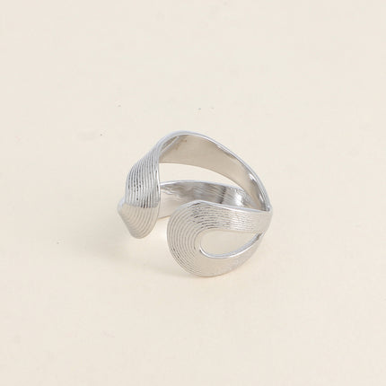 Bague ouverte - formes ajourées et striées