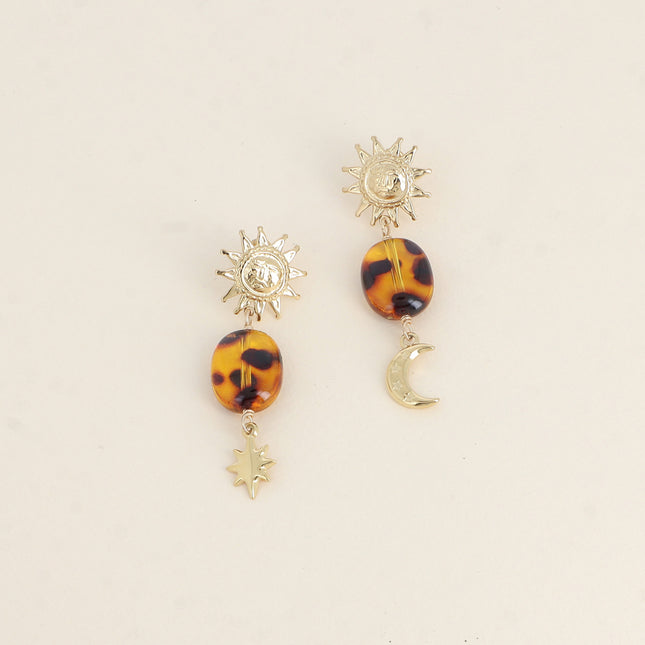 Dangle earrings - 3 pieces (sun, moon, star and resin)