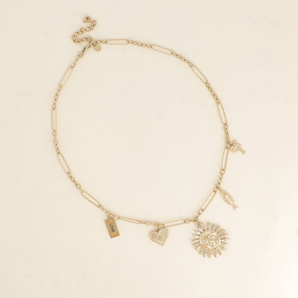 Collier - breloques (soleil, coeur, plaquette LOVE, poisson, palmier)