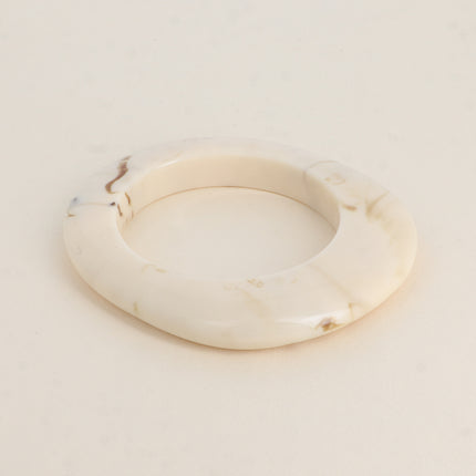 Bracelet Esmoryne - jonc fermé forme plate ovale en résine