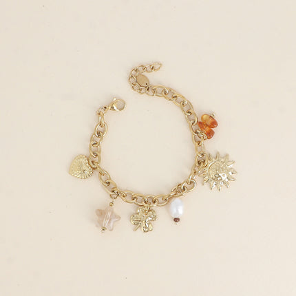Bracelet - pendentifs (soleil, perle d'eau douce, trèfle, étoile en résine, coeur)