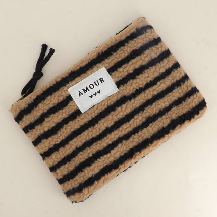 Trousse - effet moumoute, AMOUR et 3 coeurs - 20 x 14 cm