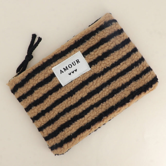 Trousse - effet moumoute, AMOUR et 3 coeurs - 20 x 14 cm
