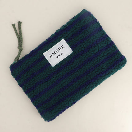 Trousse - effet moumoute, AMOUR et 3 coeurs - 20 x 14 cm